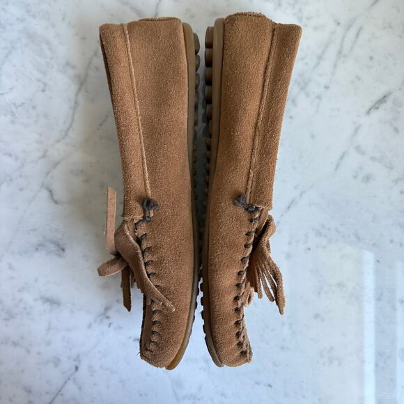 Minnetonka 407T Suede Fringe Moccasins Caramel Brown Women’s 8.5 - Picture 4 of 12